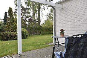 Ruhiges Ferienhaus mit Garten in Zingst