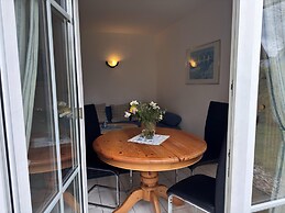 Ruhiges Ferienhaus mit Garten in Zingst