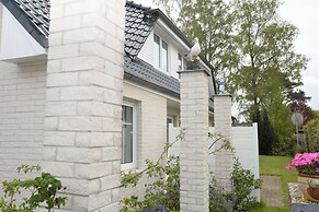 Ruhiges Ferienhaus mit Garten in Zingst