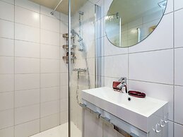 Boutique Chalet in Bullingen Near Lake