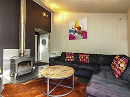 Boutique Chalet in Bullingen Near Lake