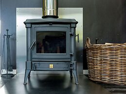 Boutique Chalet in Bullingen Near Lake