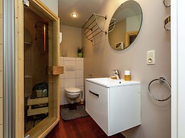 Boutique Chalet in Bullingen Near Lake