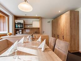 Lovely Apartment With Sauna, Ski Storage, Pool, Terrace