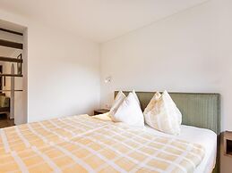 Lovely Apartment With Sauna, Ski Storage, Pool, Terrace