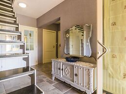 Modern Holiday Home in Aquitaine