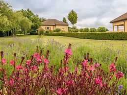 Modern Holiday Home in Aquitaine