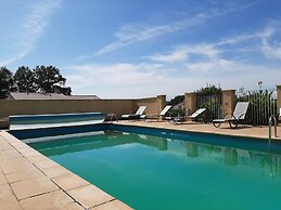 Modern Holiday Home in Aquitaine