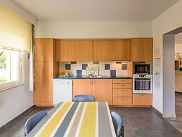 Modern Holiday Home in Aquitaine