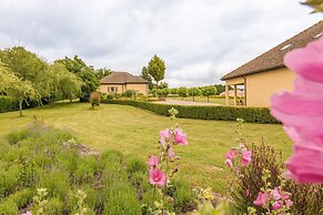 Modern Holiday Home in Aquitaine