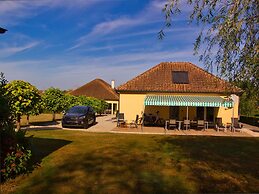 Modern Holiday Home in Aquitaine