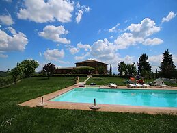 360 Degree View Over the Tuscan Hills