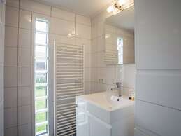 Lovely Holiday Home in Kattendijke Near Centre