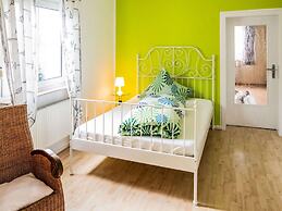 Luxurious Apartment in Medebach Near Public Pool