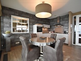 Contemporary Apartment in Kamperland Near Lake