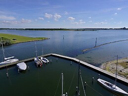 Contemporary Apartment in Kamperland Near Lake