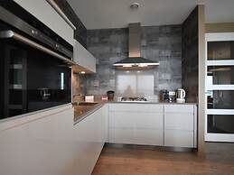 Contemporary Apartment in Kamperland Near Lake