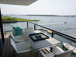 Contemporary Apartment in Kamperland Near Lake