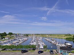 Contemporary Apartment in Kamperland Near Lake