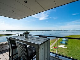 Contemporary Apartment in Kamperland Near Lake