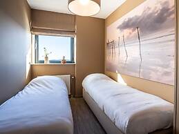 Contemporary Apartment in Kamperland Near Lake