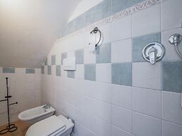 Quiet Holiday Home in Sellano With Swimming Pool a few Kilometers From