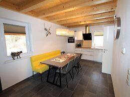 Luxurious Chalet in Kotschach-mauthen Near Ski Area