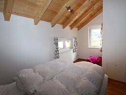 Luxurious Chalet in Kotschach-mauthen Near Ski Area
