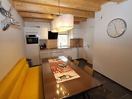 Luxurious Chalet in Kotschach-mauthen Near Ski Area