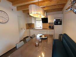 Luxurious Chalet in Kotschach-mauthen Near Ski Area