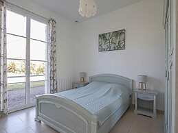 Spacious Holiday Home in Aure sur Mer With Garden