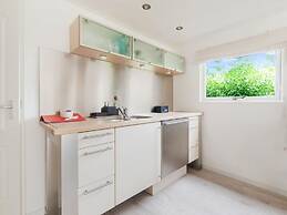 Idyllic Holiday Home in Ooltgensplaat Near Centre