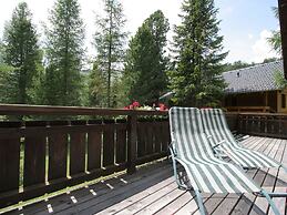 Sunlit Cabin With Jacuzzi in Turracherhohe