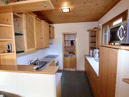 Sunlit Cabin With Jacuzzi in Turracherhohe