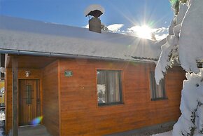 Sunlit Cabin With Jacuzzi in Turracherhohe
