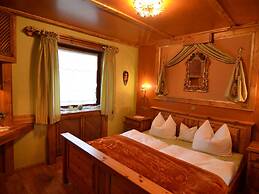 Quaint Apartment in Zeil am Main With Terrace