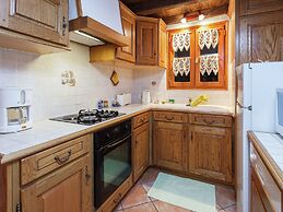 Stylish Apartment in Sohl With Terrace