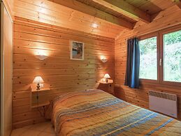 Chalet in Lovely, Rich Forest Setting With a Beautiful View