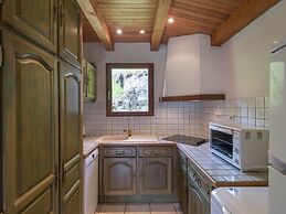 Chalet in Lovely, Rich Forest Setting With a Beautiful View