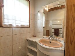 Chalet in Lovely, Rich Forest Setting With a Beautiful View