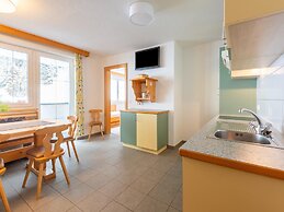 Large Holiday Apartment With Large Balcony in Kappl