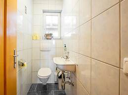 Large Holiday Apartment With Large Balcony in Kappl