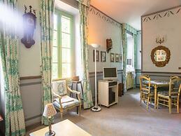 Cozy Apartment With Swimming Pool, Terrace, Garden, Parking