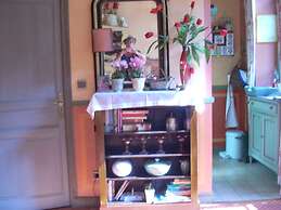 Cozy Apartment With Swimming Pool, Terrace, Garden, Parking