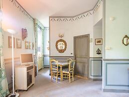 Cozy Apartment With Swimming Pool, Terrace, Garden, Parking
