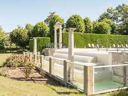 Cozy Apartment With Swimming Pool, Terrace, Garden, Parking
