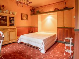 Cozy Apartment With Swimming Pool, Terrace, Garden, Parking