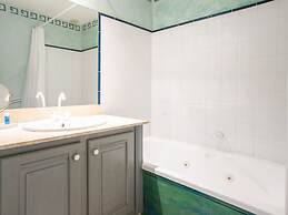 Cozy Apartment With Swimming Pool, Terrace, Garden, Parking