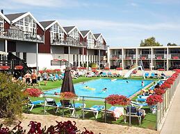 4 Person Holiday Home on a Holiday Park in Glesborg