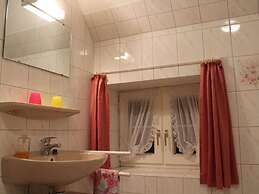 Ruhiges Appartement in Strandnaehe in Wohlenberg, Deutschland